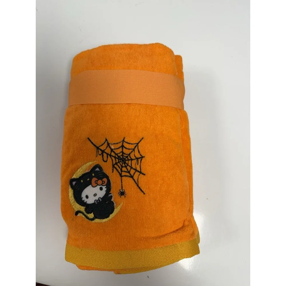 NWT Hello Kitty Halloween In Costume Hand Towel Set Of 2 Orange Sanrio Towels